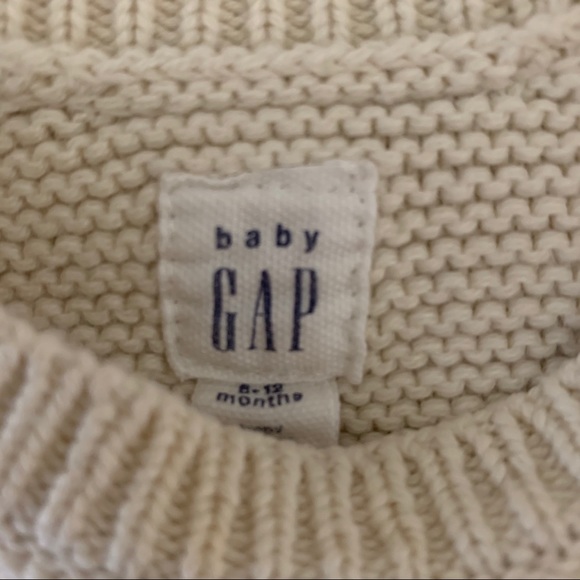 2 Baby Gap Sweaters - Picture 4 of 9